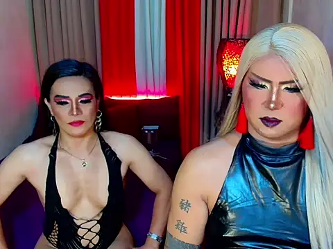 Wildest_Slave_Huntress webcam