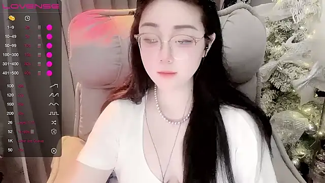 Monica-666888- webcam