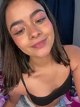 Megan-Moon webcam