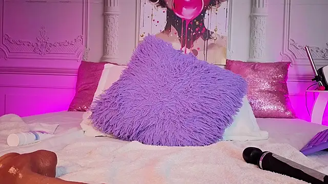 Carohorny4u webcam