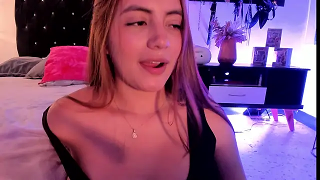 mialeia01 webcam
