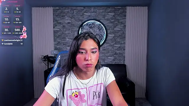 Violet_Moon20 webcam