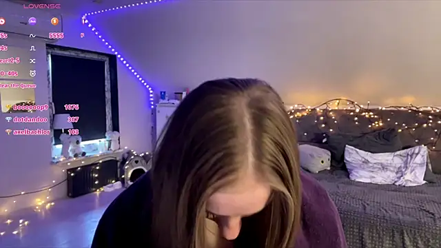 Anika_Socutehe webcam