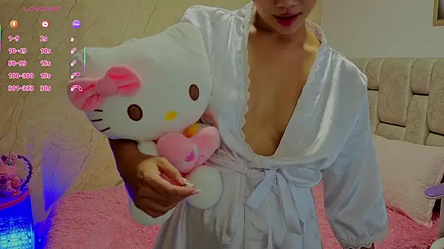Naomilaurent webcam