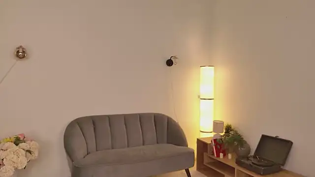 Monica_Sky webcam