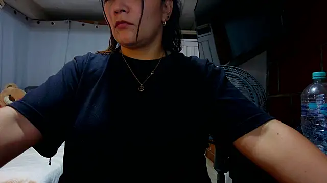 Watch tara_rios live on EroticFlix - High definition streams