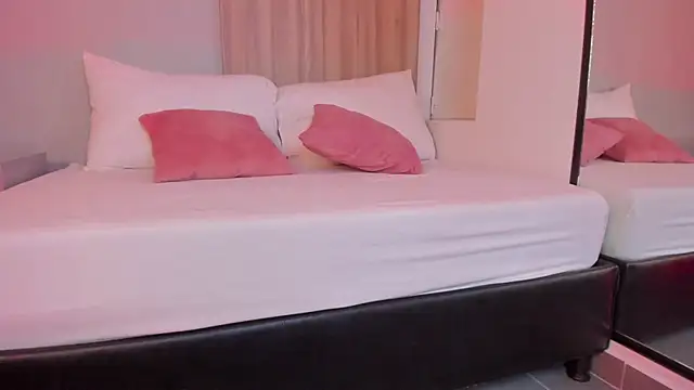 julieta_wildblood webcam