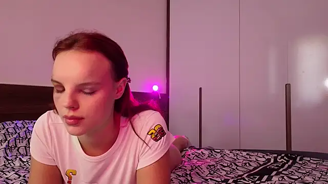 mollybossy webcam