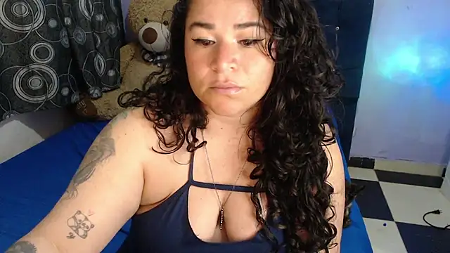 ANGELIQUE_KLANE webcam