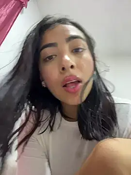 cherry_skinnyy_ webcam