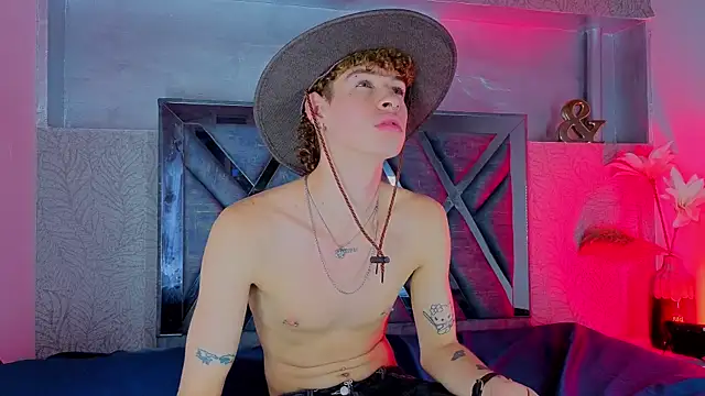 nova_salvatore webcam