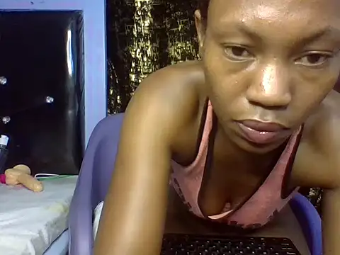 Lovey_daisy15 webcam