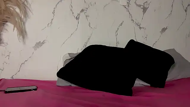 MarcellaGriffin webcam