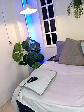 april_dior webcam
