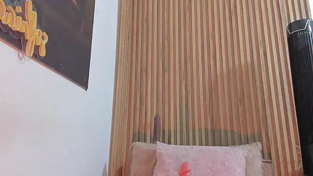 sofhiaa_adaams webcam