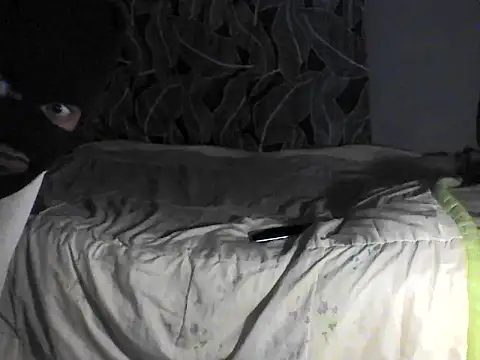 CumLoadGuy webcam
