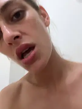 Bellalolahot