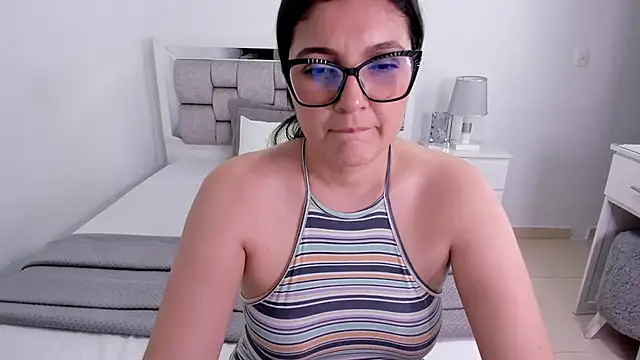 Camilaa_bueno webcam