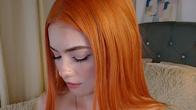 Miah_hilton2 webcam