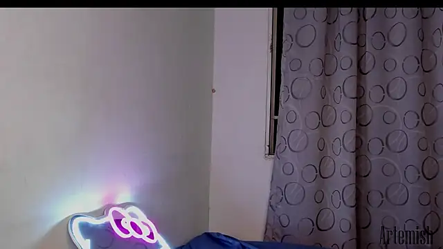 artemish__ webcam