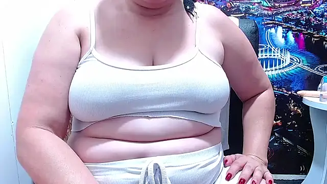 tila_nastyy webcam