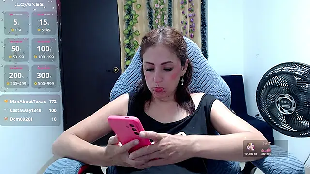 amelie_rose__ webcam