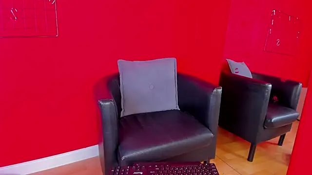 Alice_Pleasance webcam