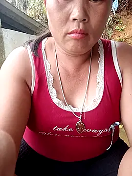 NyloveSquirt webcam