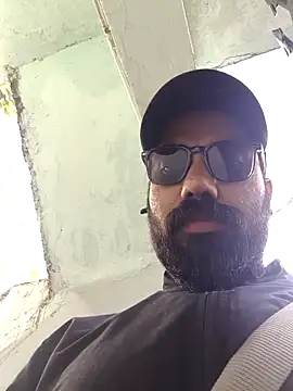 8inch_hunk19 webcam