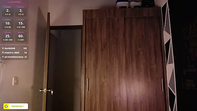 amyharlow_1 webcam