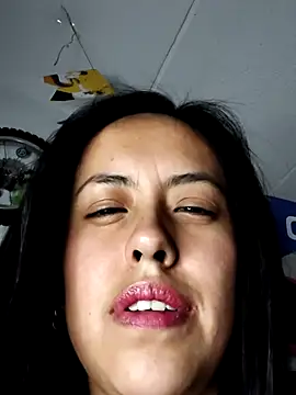 Queen_Ashly webcam