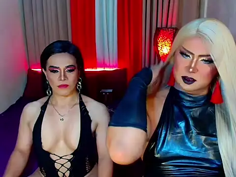 Wildest_Slave_Huntress webcam