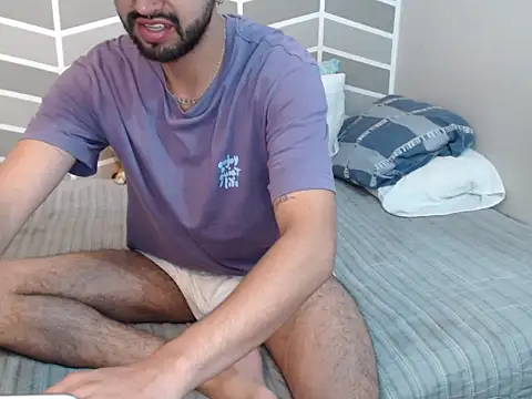 thomass1018 webcam