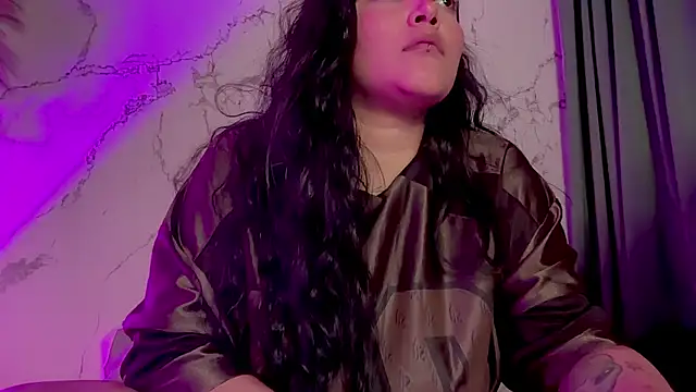 MarcellaGriffin webcam