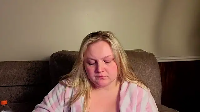 PhatAssBlond