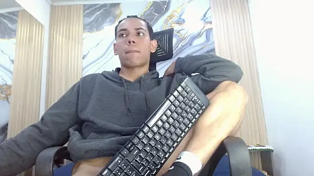 DaviidBuckx_ live cam on StripChat