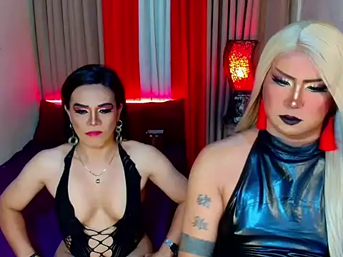 Wildest_Slave_Huntress webcam
