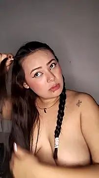 Damii_001 live cam on StripChat