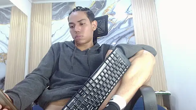 DaviidBuckx_ live cam on StripChat