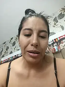 LizaLorini webcam