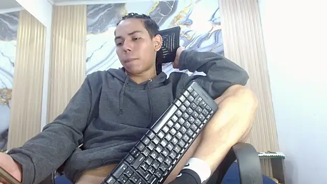 daviidbuckx_ - DaviidBuckx_'s free webcam - UK Sex Cams