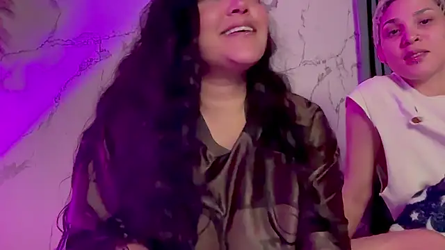MarcellaGriffin webcam