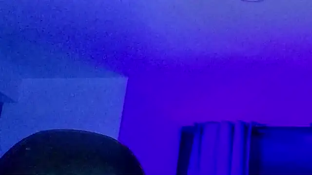 Max-prada webcam
