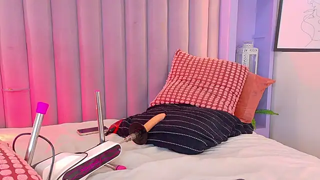 Meganlove__ webcam