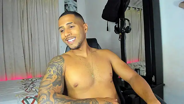 LucasWatsonnn webcam