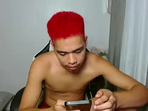 curlyasian_njxx webcam