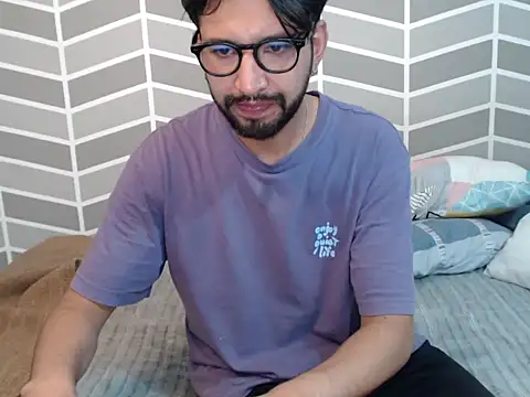 thomass1018 webcam