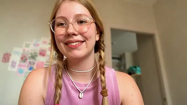HoneyAudrey webcam