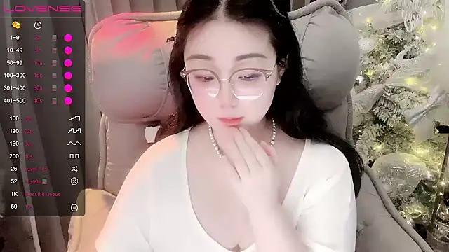 Monica-666888- webcam