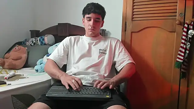 leo030809 webcam